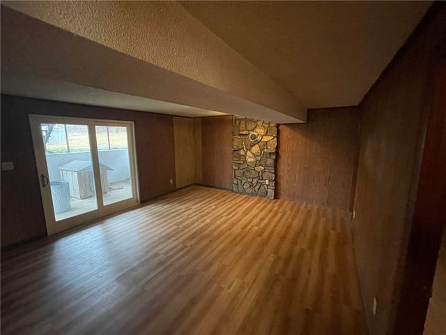 1578 Highway 62, Berryville, AR 72616