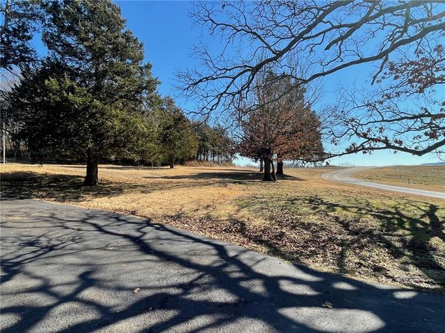 1578 Highway 62, Berryville, AR 72616