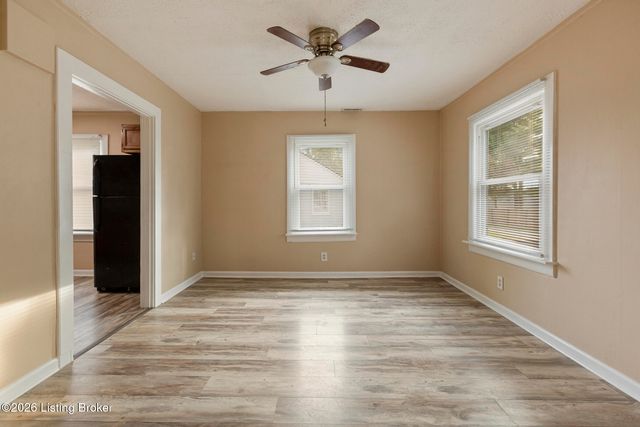 6801 Waller Ln, Louisville, KY 40258