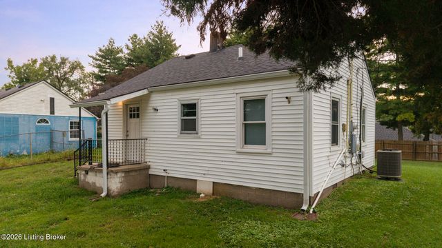 6801 Waller Ln, Louisville, KY 40258