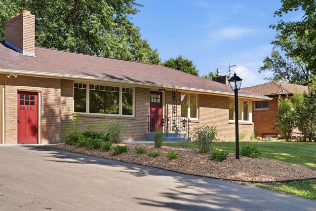 2618 Southlawn Drive, Maplewood, MN 55109