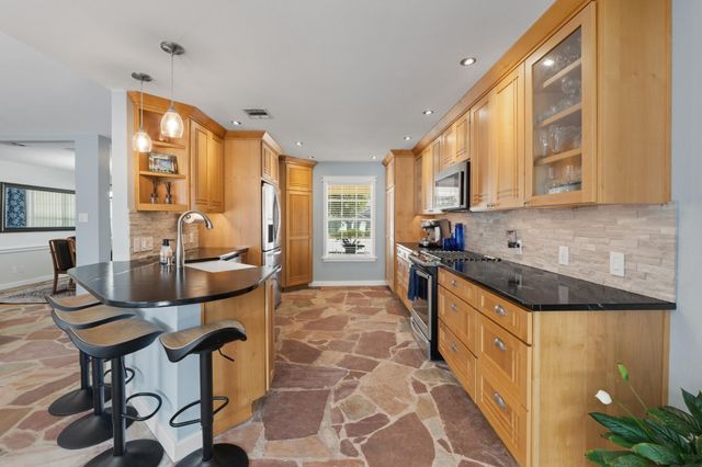 1817 Mason Creek BLVD, Leander, TX 78641