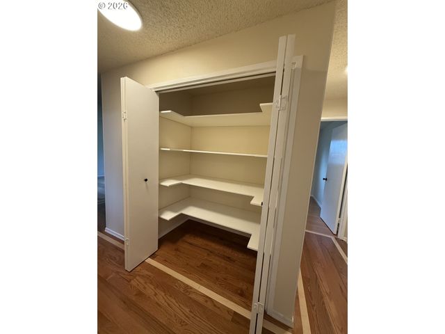 5270 Sw 182ND Ave, Beaverton, OR 97078