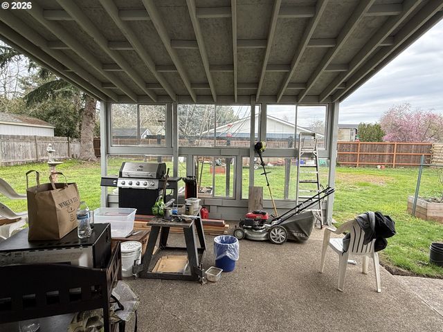 5270 Sw 182ND Ave, Beaverton, OR 97078