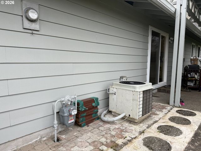 5270 Sw 182ND Ave, Beaverton, OR 97078