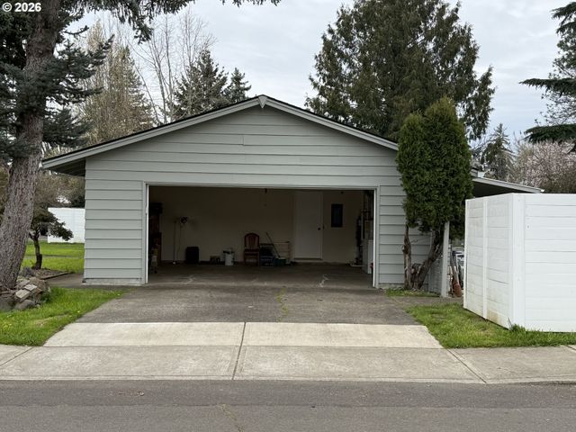5270 Sw 182ND Ave, Beaverton, OR 97078