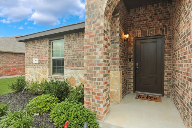 702 Cottonwood Way, Royse City, TX 75189
