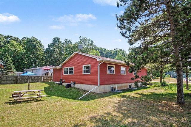6676 Naontah Trail, Rockford, MI 49341