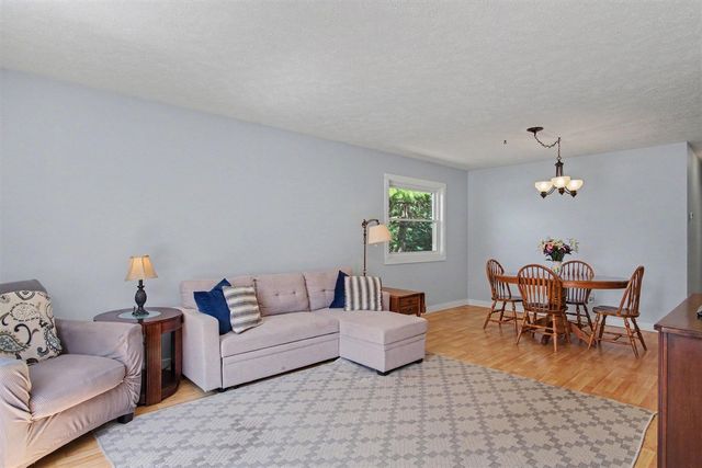6676 Naontah Trail, Rockford, MI 49341