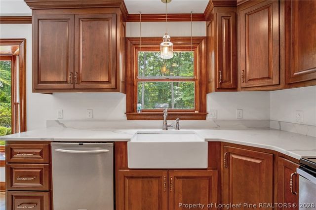 1300 ROCK HILL Road, Fayetteville, NC 28312