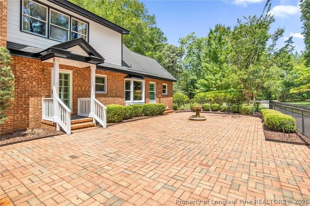 1300 ROCK HILL Road, Fayetteville, NC 28312