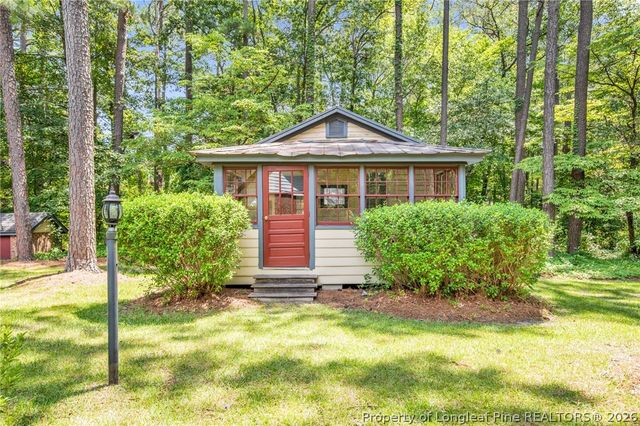 1300 ROCK HILL Road, Fayetteville, NC 28312