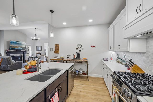 1134 Irene Court, Waunakee, WI 53597