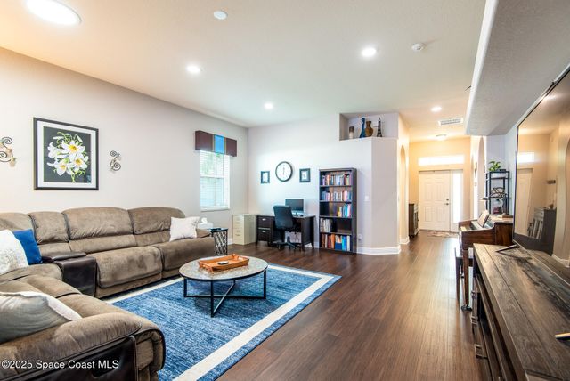 1124 Eleuthera Drive NE, Palm Bay, FL 32905