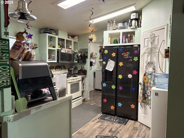 1699 N TERRY St 223, Eugene, OR 97402