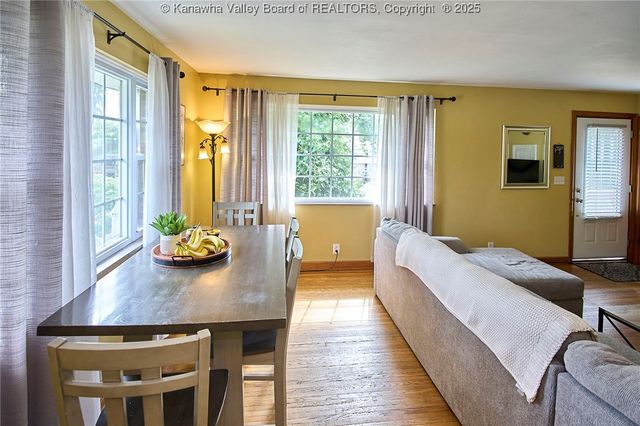 318 Monroe Street, South Charleston, WV 25303