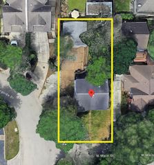 2250 W Main Street, Houston, TX 77098