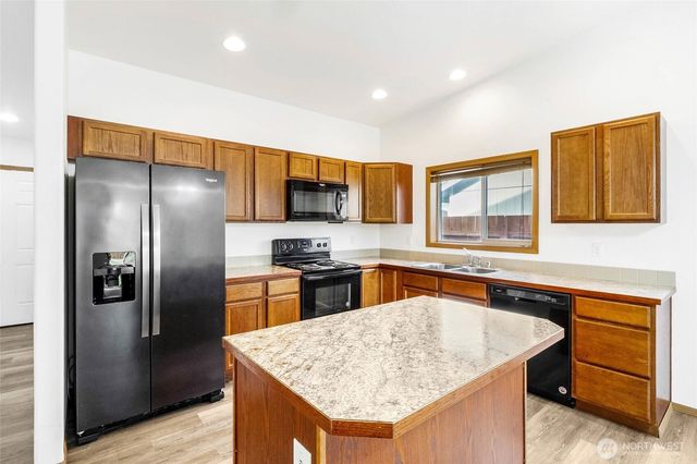 950 K Street SE, Ephrata, WA 98823