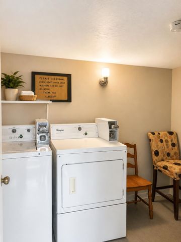 145 E Hollis Street, Nashua, NH 03060