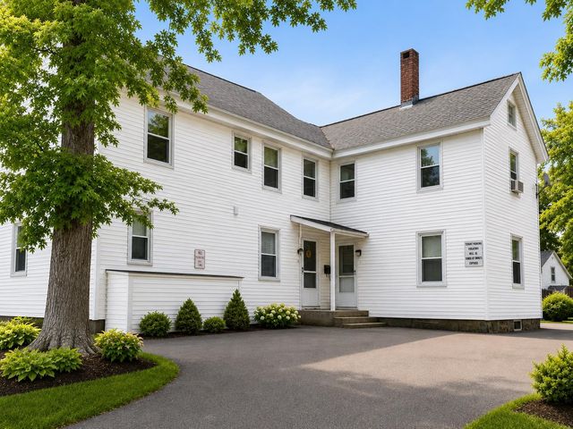 145 E Hollis Street, Nashua, NH 03060