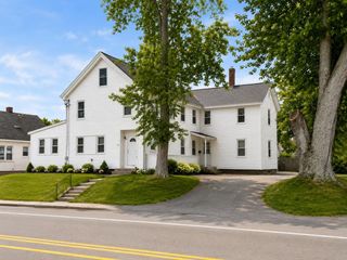 145 E Hollis Street, Nashua, NH 03060