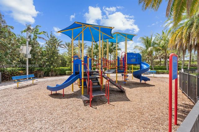 9615 Watercrest Isle, Parkland, FL 33076