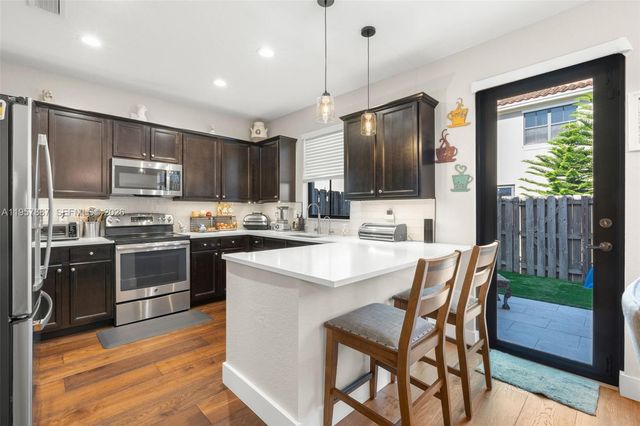 9615 Watercrest Isle, Parkland, FL 33076