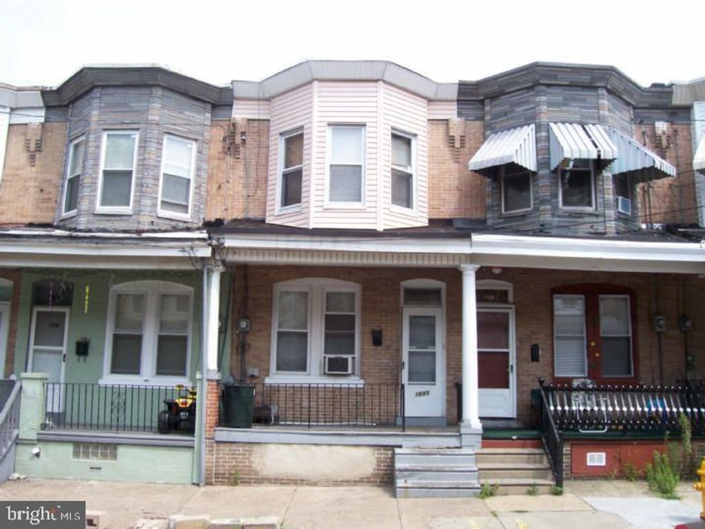 1085 MORTON ST, Camden, NJ 08104