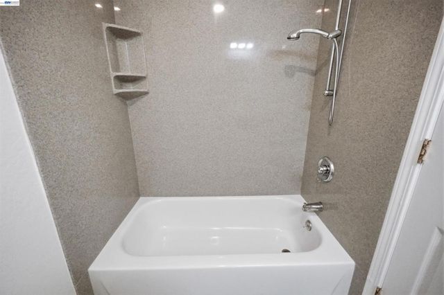 2337 Bentley Ct, Castro Valley, CA 94546