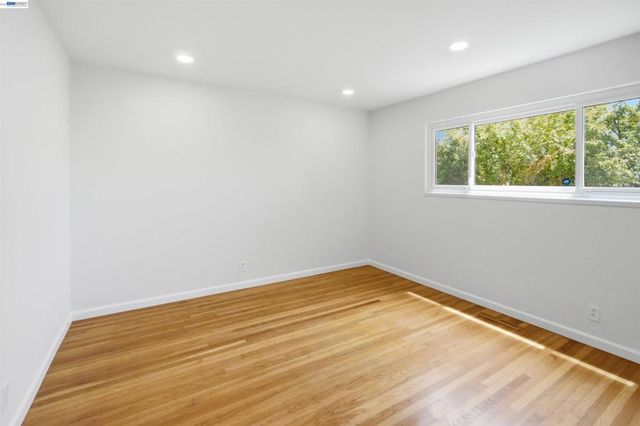 2337 Bentley Ct, Castro Valley, CA 94546