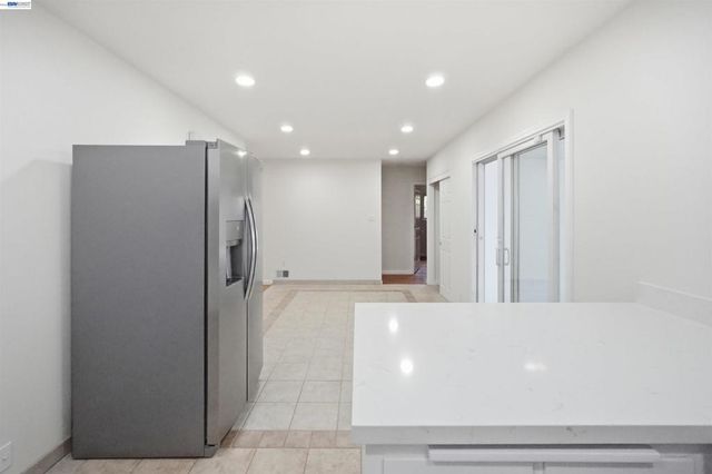 2337 Bentley Ct, Castro Valley, CA 94546