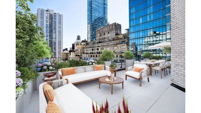 200 E 58th St Apt 18A, New York City, NY 10022