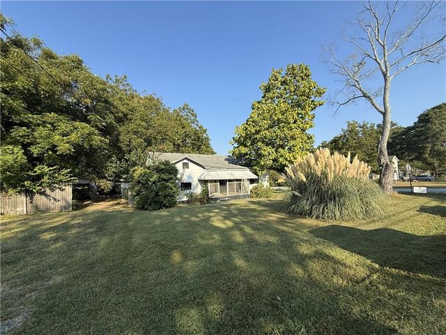 1948 Benson Avenue SE, Smyrna, GA 30080