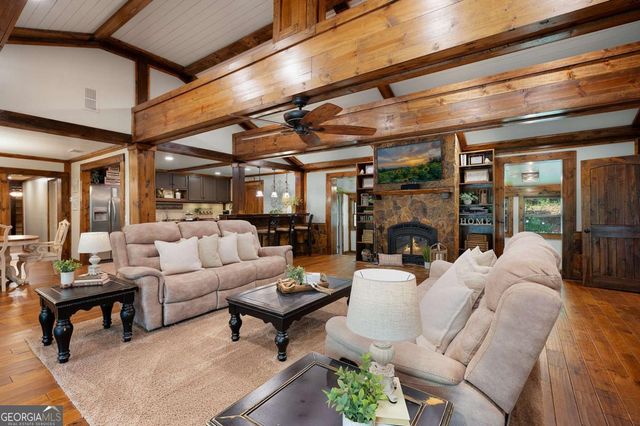 2064 Knight Road, Ellijay, GA 30540