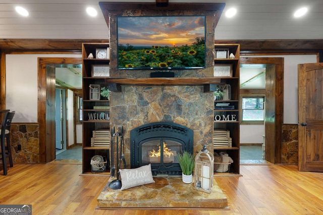 2064 Knight Road, Ellijay, GA 30540