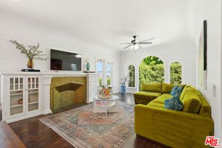 1843 S Highland Avenue, Los Angeles, CA 90019