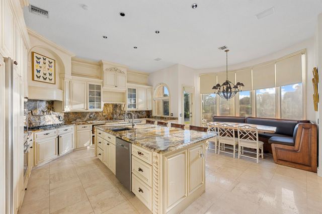 21169 Oakley Court, Boca Raton, FL 33433