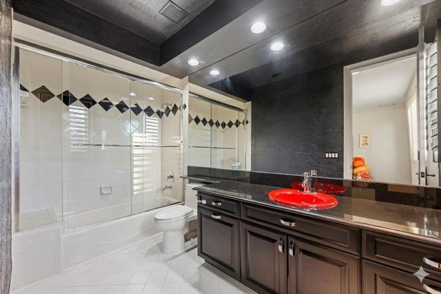 21169 Oakley Court, Boca Raton, FL 33433