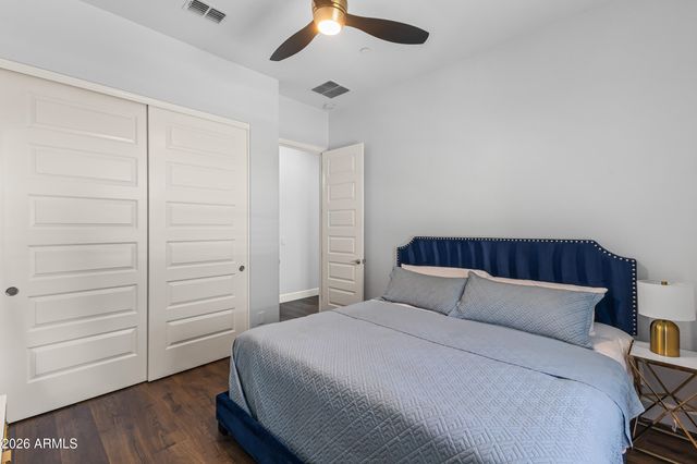 11862 W ASHBY Drive, Peoria, AZ 85383