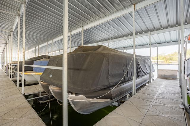 47 Misty Den Dr Reeds Spring Mo Drive, Reeds Spring, MO 65737