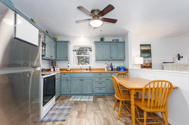 47 Misty Den Dr Reeds Spring Mo Drive, Reeds Spring, MO 65737