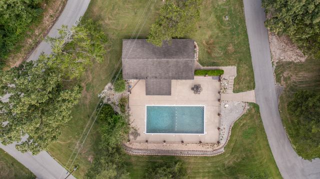 47 Misty Den Dr Reeds Spring Mo Drive, Reeds Spring, MO 65737