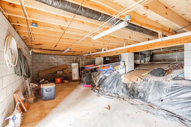 47 Misty Den Dr Reeds Spring Mo Drive, Reeds Spring, MO 65737