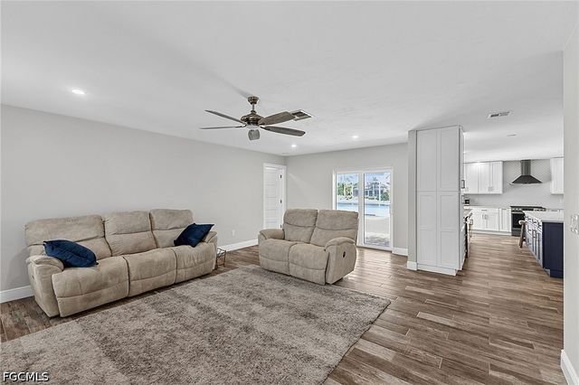 1230 Swan CT, Punta Gorda, FL 33950