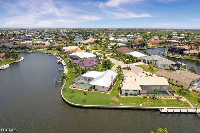 1230 Swan CT, Punta Gorda, FL 33950