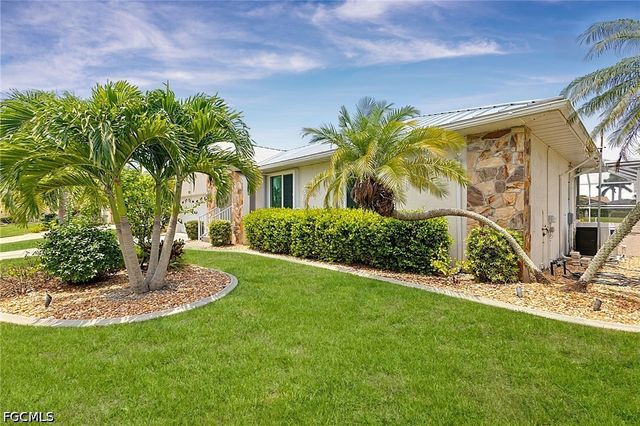 1230 Swan CT, Punta Gorda, FL 33950