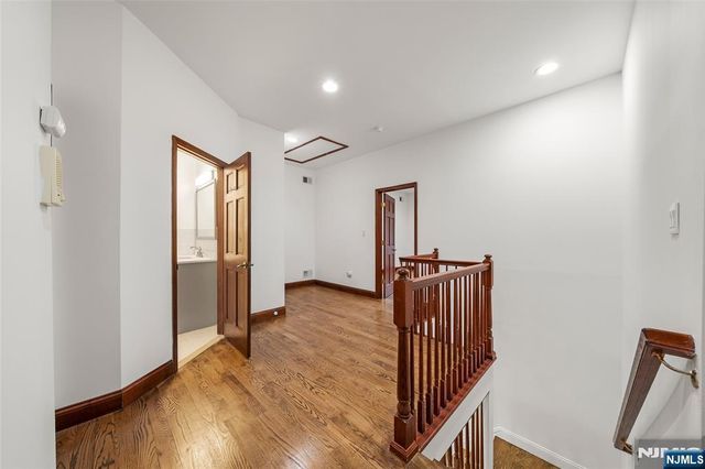385 Livingston Street, Norwood, NJ 07648
