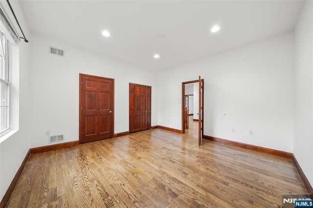 385 Livingston Street, Norwood, NJ 07648