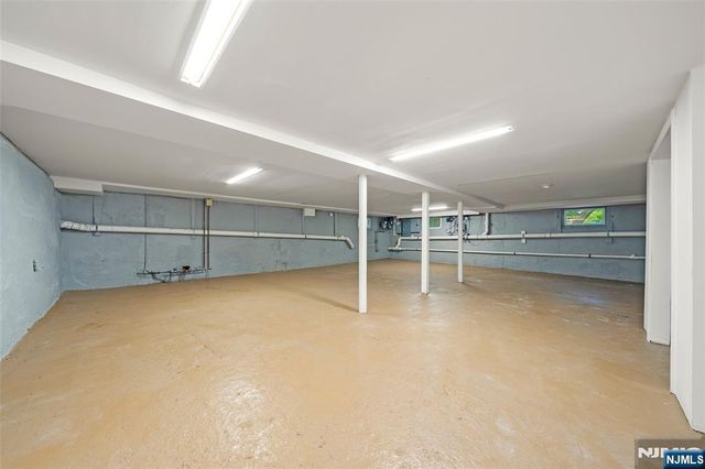 385 Livingston Street, Norwood, NJ 07648