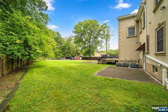 385 Livingston Street, Norwood, NJ 07648